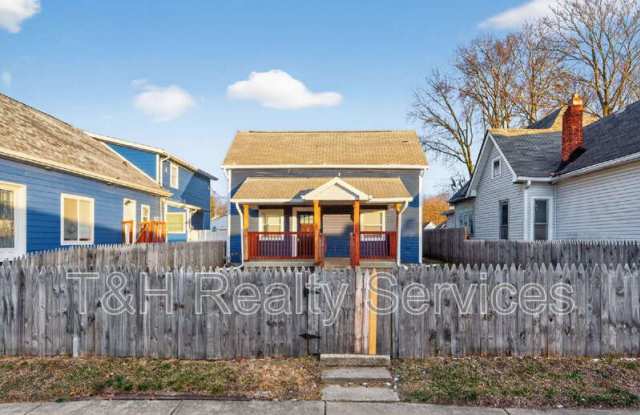 401 Trowbridge Street photos photos