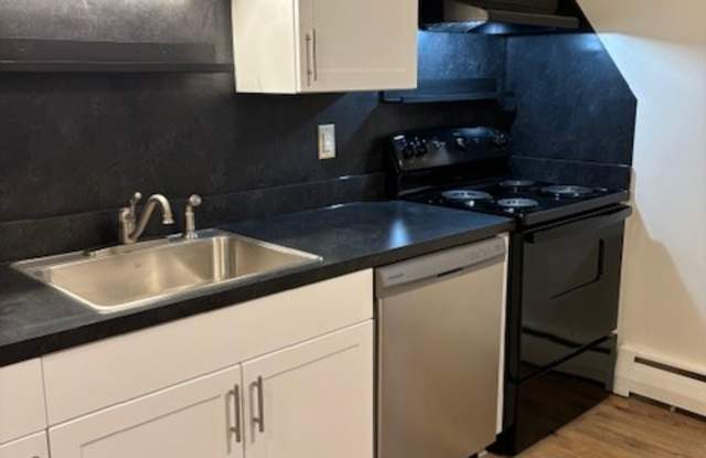 4207 Sussex Drive, Apt. B photos photos