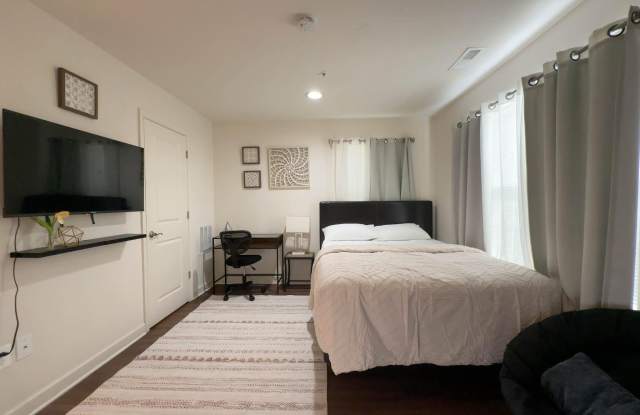 9808 WOOD GLEN Terrace Gallery 1