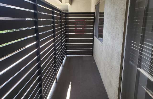 926 N Ardmore Ave photos photos