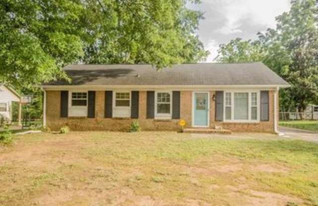 1126 Glenarden Dr - 1126 Glenarden Drive, Rock Hill, SC 29730
