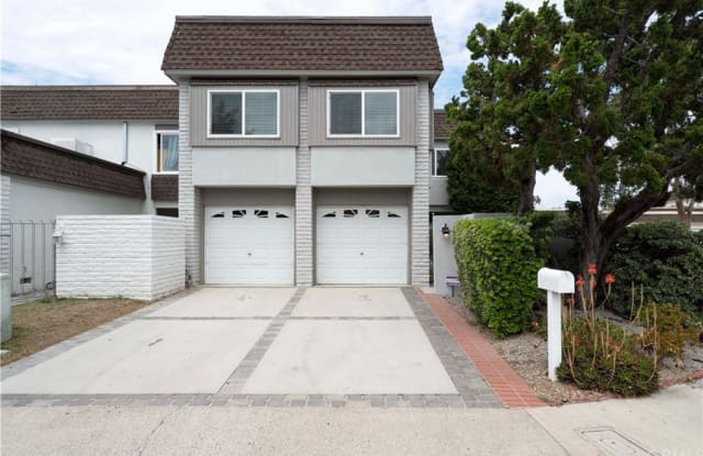 7 Queens Wreath Way - 7 Queens Wreath Way, Irvine, CA 92612