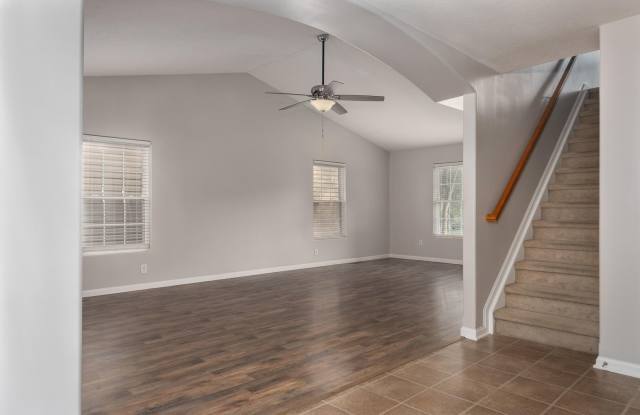 3 Bedroom 3.5 Baths Gallery 4