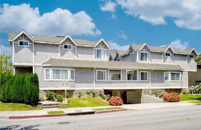 423 W Stocker Street - 423 West Stocker Street, Glendale, CA 91202 423 W Stocker Street - 423 West Stocker Street, Glendale, CA 91202