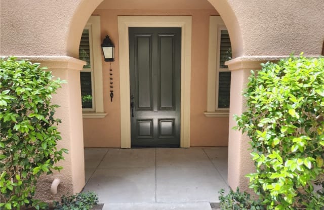 100 Kempton - 100 Kempton, Irvine, CA 92620