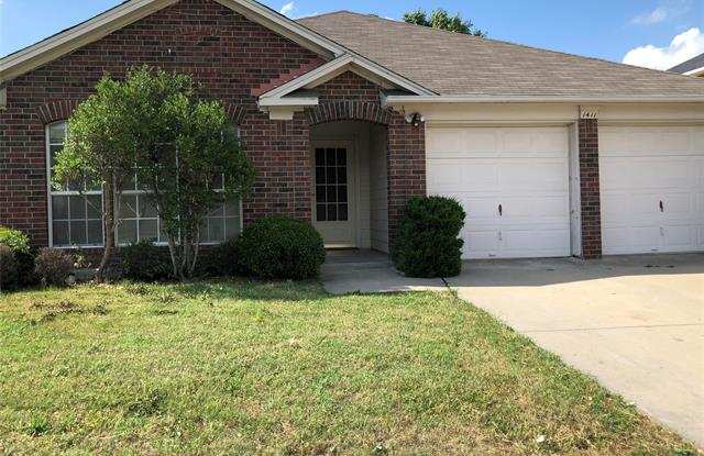 1411 Trevino Drive - 1411 Trevino Drive, Arlington, TX 76014