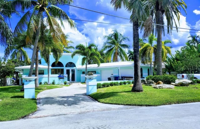 760 SE 22nd Ave - 760 Southeast 22nd Avenue, Pompano Beach, FL 33062
