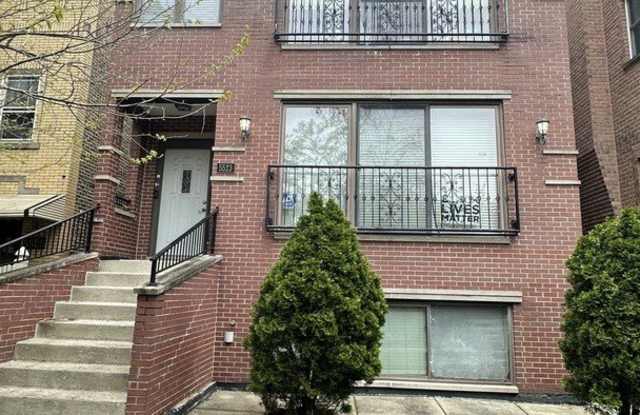5523 N SAWYER Avenue photos photos
