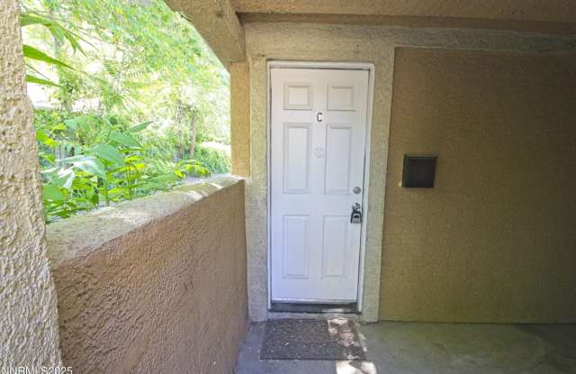 2065 1/2 Whitfield Way photos photos