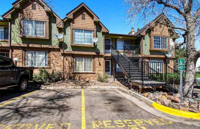 Charming studio unit in Aurora - near everything! - 61 South Sable Boulevard, Aurora, CO 80012