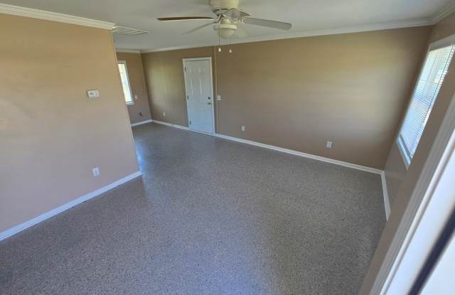52 Caprice Ct. Gallery 2