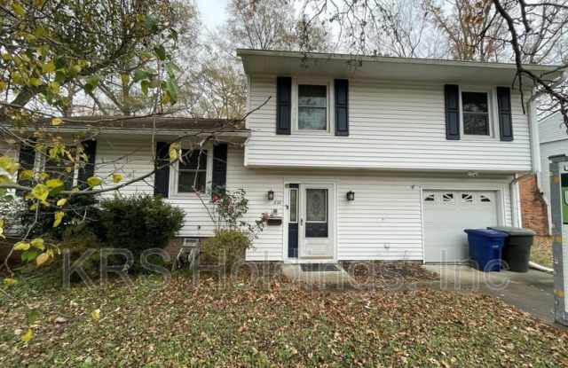 826 Olive Drive - 826 Olive Drive, Newport News, VA 23601