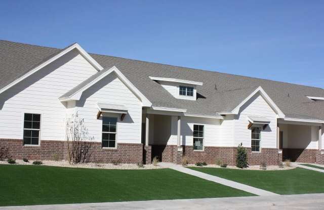 6704 Pontiac Avenue photos photos