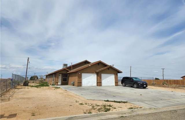 7641 Walpole Ave #B photos photos