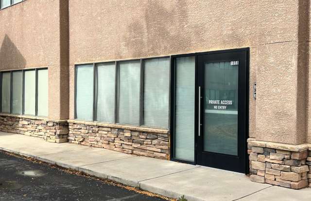 Large 1 bed / 1 bath Condo on North End of Town photos photos