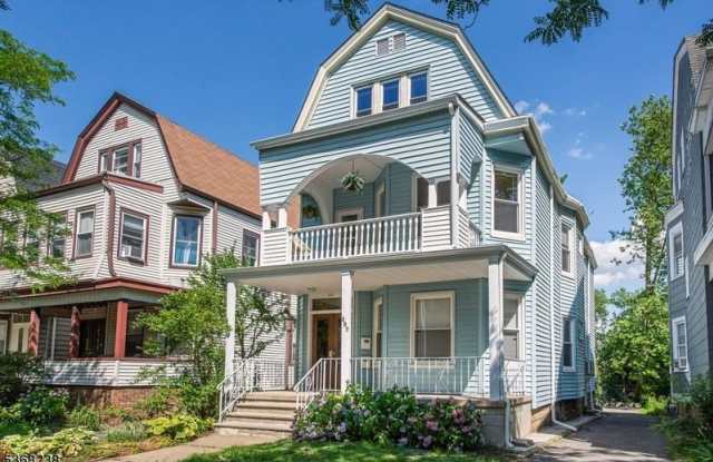 207 Hillside Ave photos photos