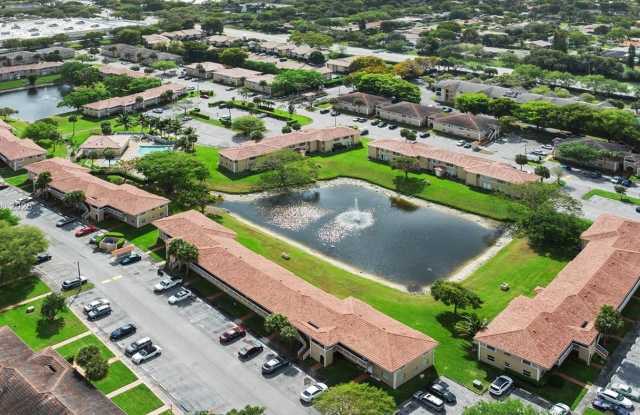 Beautiful 2/2 Unit at Lakewood Village at Coral Springs photos photos