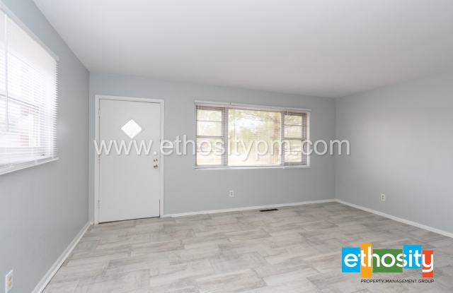 5820 Grandview Dr Gallery 2