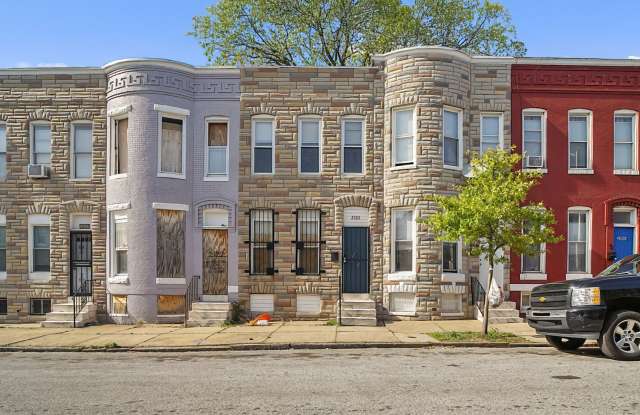 Charming 3-Bedroom , 1.5-Bathroom with Modern Amenities in West Baltimore photos photos
