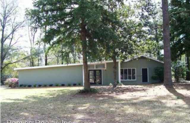 5515 Greenleaf Road Gallery 3