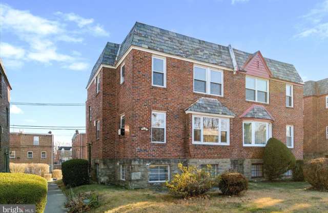 918 E VERNON ROAD - 918 Vernon Road, Philadelphia, PA 19150