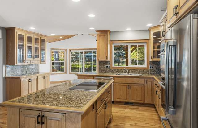 20557 Rusticate Road Gallery 4