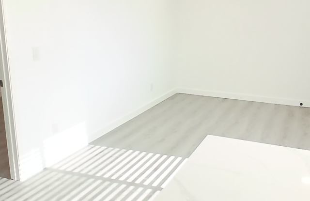 657 Carefree Drive Gallery 3