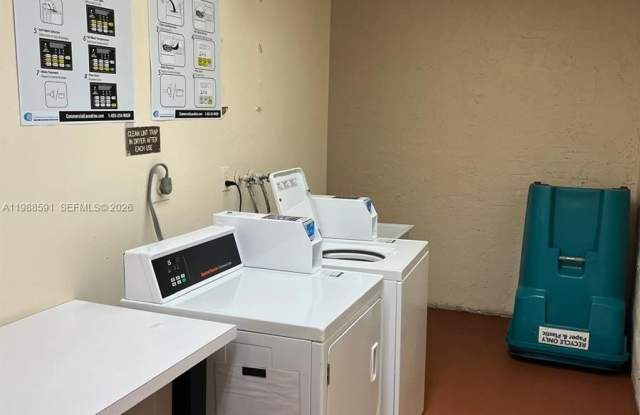 361 S Hollybrook Dr photos photos