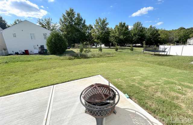 1027 Skipjack Lane Gallery 3