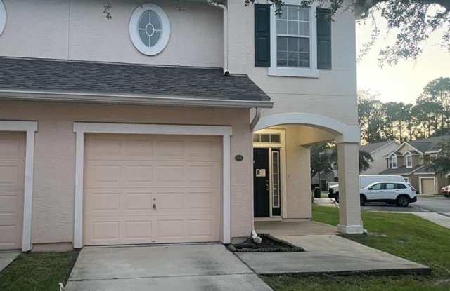 MOVE IN SPECIAL!!! 3 BEDROOM 2 BATHS JACKSONVILLE, FL photos photos