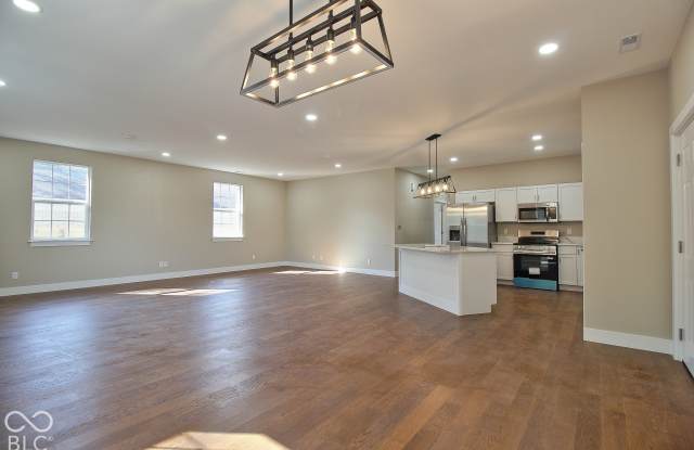 3308 Alice Avenue Gallery 4