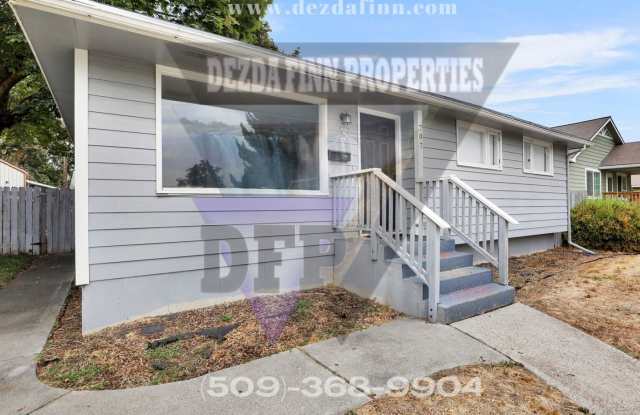 5 Bed, 2 Bath Home Conveniently Located in NE Spokane is Available NOW! photos photos