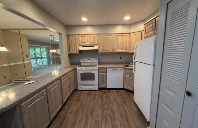 10 Lexington Court photos photos