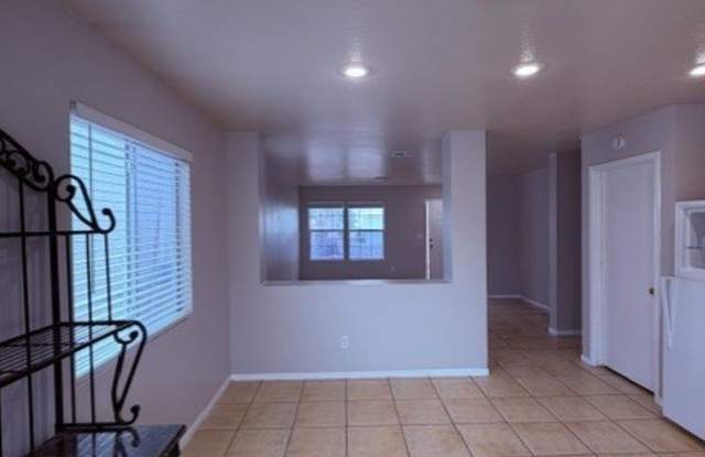 812 Tollbrook Way Gallery 4