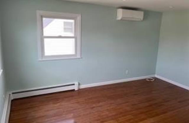 23 Jamaica Avenue Gallery 4