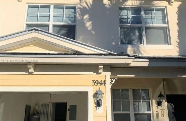 3944 Sabal Way - 3944 Sabal Way, Fort Pierce, FL 34981