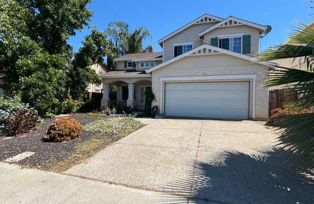 Charming 3 bedroom 2.5 Bath Home! photos photos