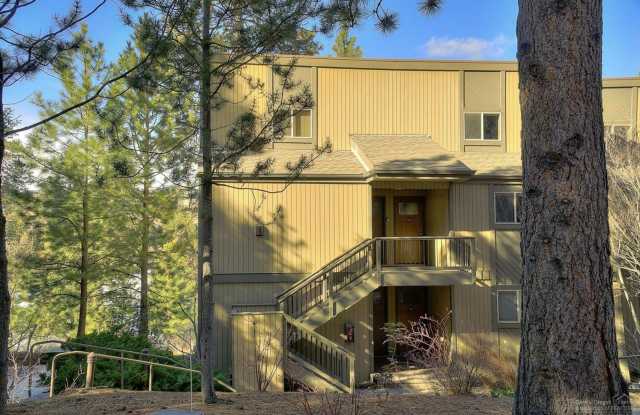 SWEET 2 BEDROOM, 1 BATH MT BACHELOR VILLAGE CONDO FOR RENT - AVAILABLE NOW! photos photos SWEET 2 BEDROOM, 1 BATH MT BACHELOR VILLAGE CONDO FOR RENT - AVAILABLE NOW! photos photos