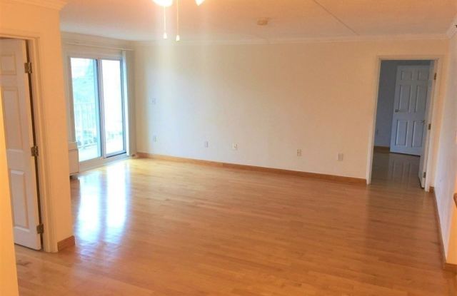 200 Cove Way photos photos