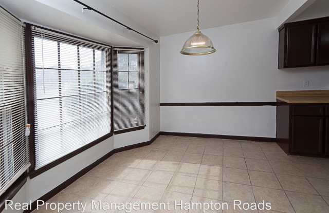 5652 Picadilly Lane Gallery 3