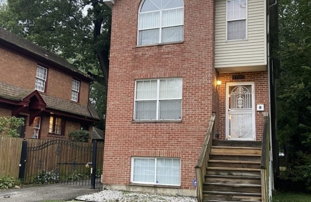 9760 South Winston Avenue - 9760 South Winston Avenue, Chicago, IL 60643