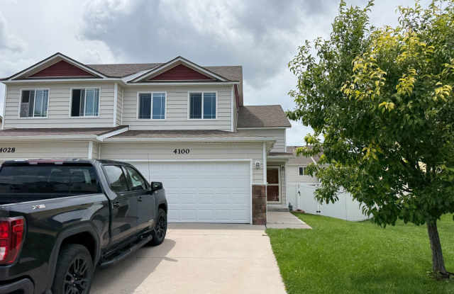4 Bedroom, 3.5 Bathroom Townhome in Cheyenne Available Now! - 4100 Saddle Ridge Trail, Cheyenne, WY 82001