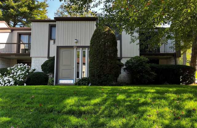 77 Richmond Boulevard photos photos