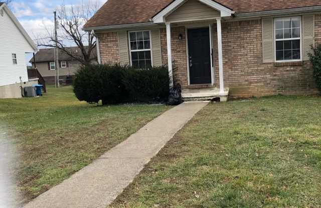 430 Secretariat Dr - 430 Secretariat Drive, Lawrenceburg, KY 40342