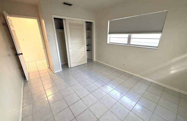 4649 Bougainvilla Drive Gallery 4