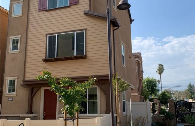 746 Ash Lane - 746 Ash Ln, Pomona, CA 91767