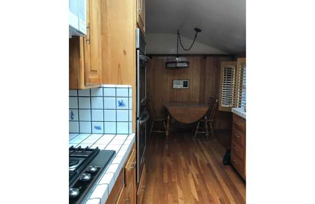 3846 Vineland Avenue Gallery 4