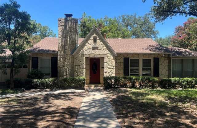 127 Paloma Drive photos photos