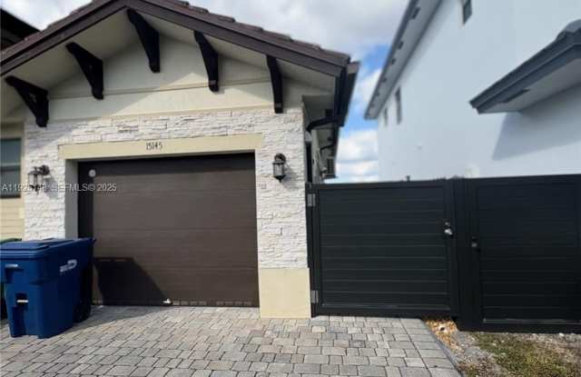 15145 SW 30th St - 15145 Southwest 30th Street, Miami-Dade County, FL 33185