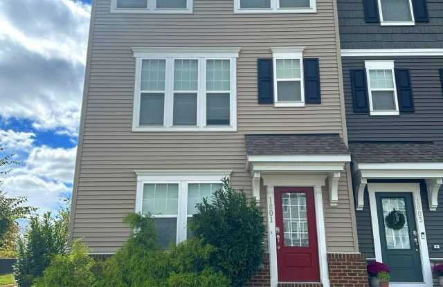 1801 SAG HARBOR Lane - 1801 Sag Harbor Lane, Fredericksburg, VA 22401